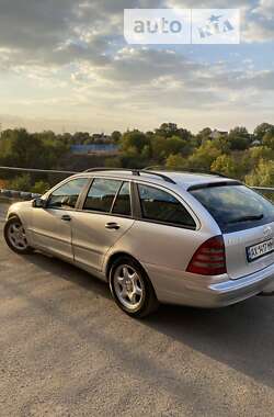 Универсал Mercedes-Benz C-Class 2002 в Харькове