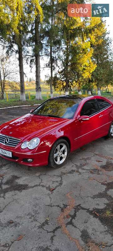 Купе Mercedes-Benz C-Class 2005 в Млиніві