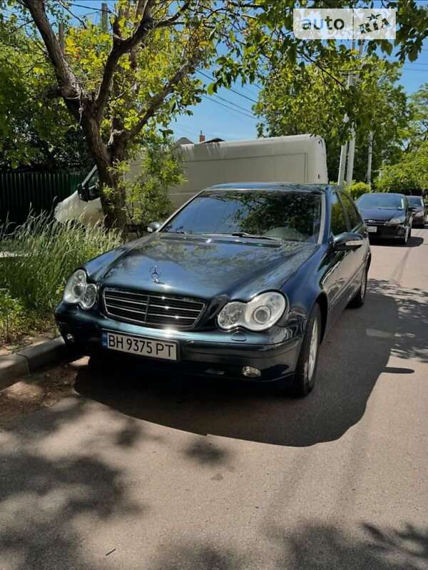 Седан Mercedes-Benz C-Class 2003 в Великой Михайловке