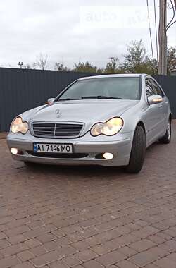 Седан Mercedes-Benz C-Class 2002 в Кривом Роге