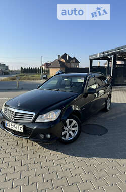 Універсал Mercedes-Benz C-Class 2011 в Коломиї