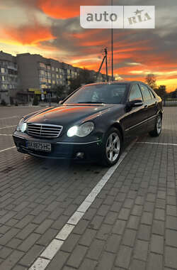 Седан Mercedes-Benz C-Class 2005 в Славуті
