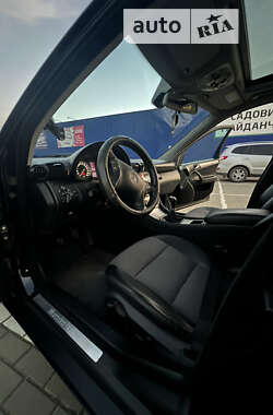 Седан Mercedes-Benz C-Class 2005 в 