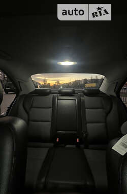 Седан Mercedes-Benz C-Class 2005 в 