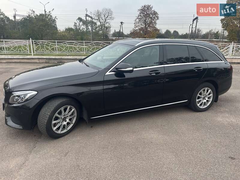 Универсал Mercedes-Benz C-Class 2015 в Коростене