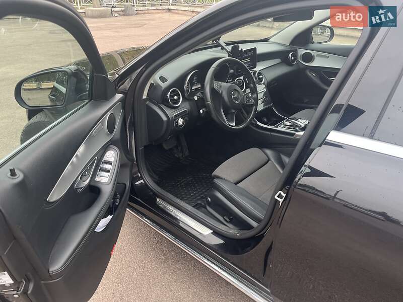 Универсал Mercedes-Benz C-Class 2015 в Коростене