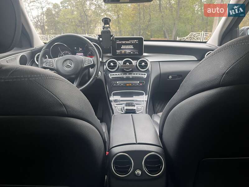 Универсал Mercedes-Benz C-Class 2015 в Коростене