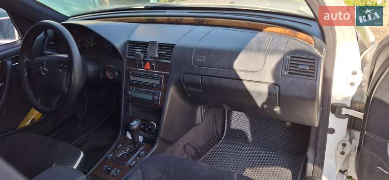 Седан Mercedes-Benz C-Class 1998 в Килии