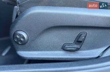 Универсал Mercedes-Benz C-Class 2016 в 