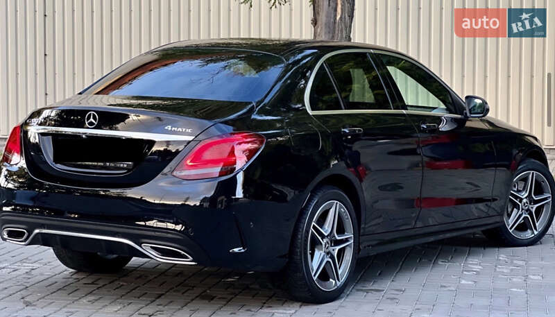 Седан Mercedes-Benz C-Class 2018 в Днепре