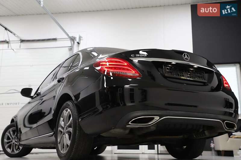 Седан Mercedes-Benz C-Class 2015 в Каменском