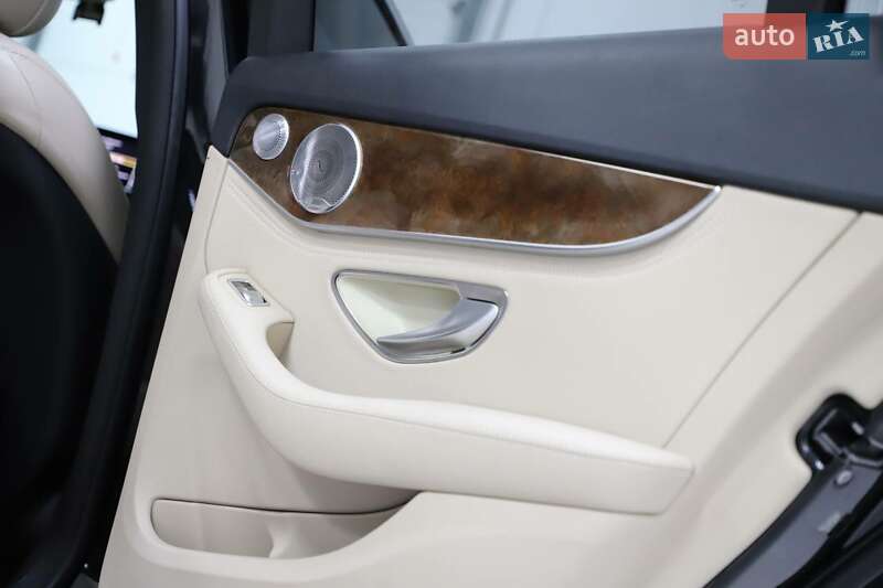 Седан Mercedes-Benz C-Class 2015 в Каменском