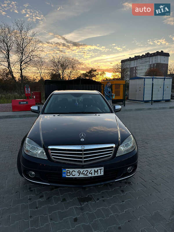 Седан Mercedes-Benz C-Class 2008 в Стрые