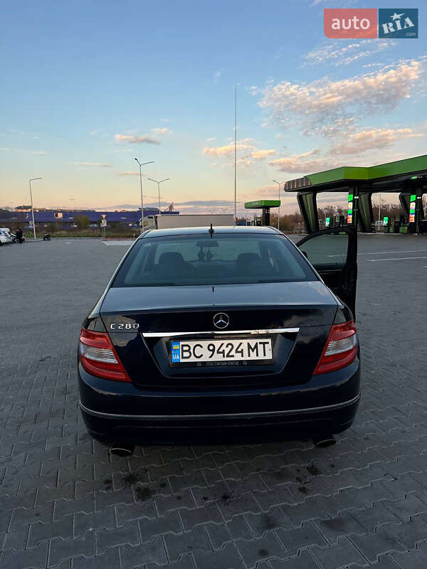 Седан Mercedes-Benz C-Class 2008 в Стрые