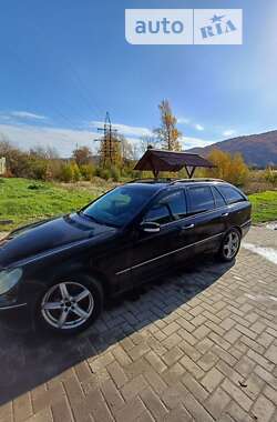 Универсал Mercedes-Benz C-Class 2003 в Вижнице