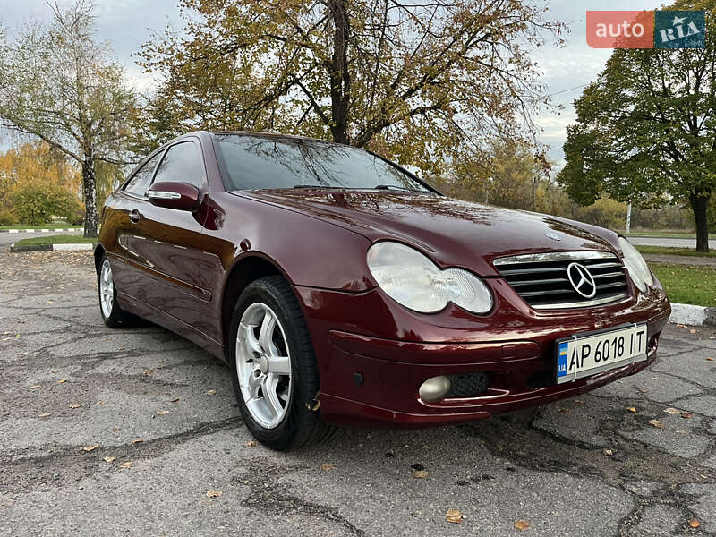Купе Mercedes-Benz C-Class 2003 в Запорожье
