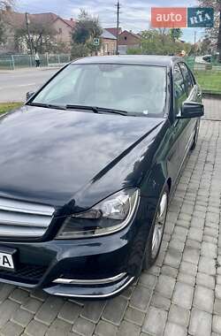 Седан Mercedes-Benz C-Class 2012 в Львові