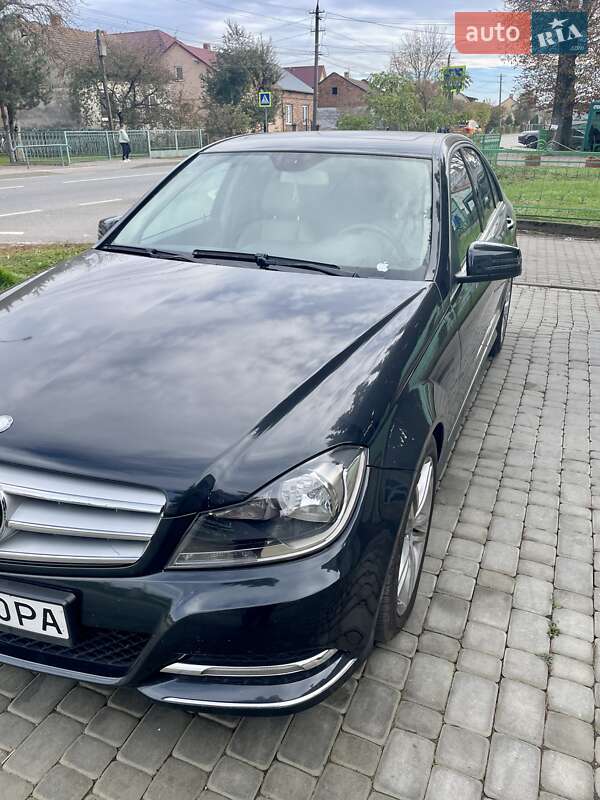 Mercedes-Benz C-Class 2012