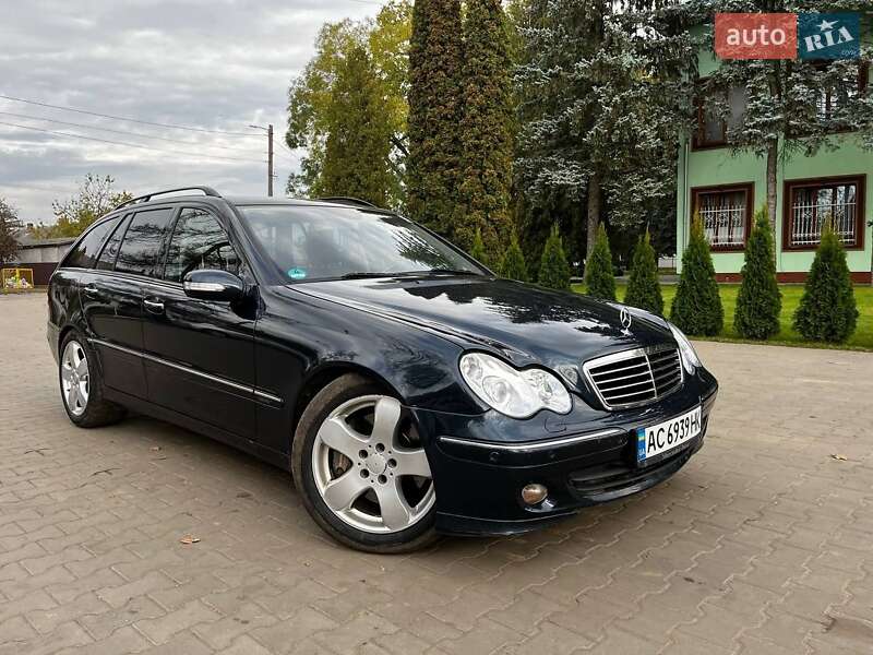 Універсал Mercedes-Benz C-Class 2004 в Луцьку