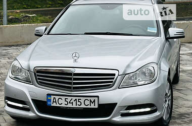 Універсал Mercedes-Benz C-Class 2012 в Києві