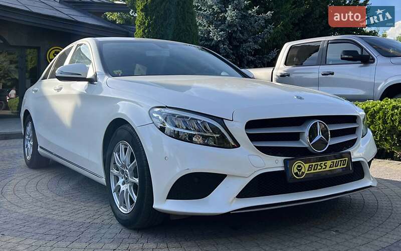Mercedes-Benz C-Class 2018