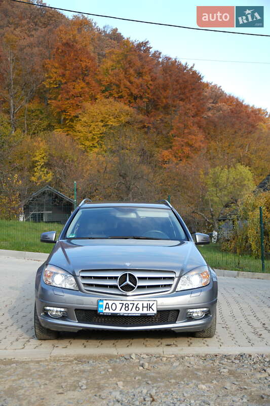 Универсал Mercedes-Benz C-Class 2008 в Хусте
