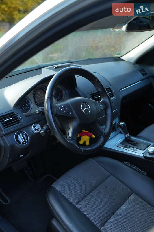 Универсал Mercedes-Benz C-Class 2008 в Хусте