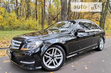 Седан Mercedes-Benz C-Class 2012 в Києві