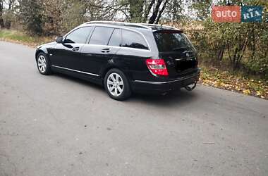 Универсал Mercedes-Benz C-Class 2010 в Староконстантинове