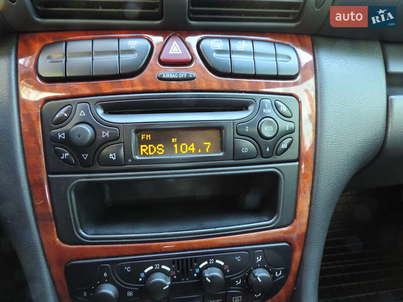 Седан Mercedes-Benz C-Class 2002 в Кривом Роге