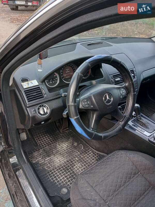 Универсал Mercedes-Benz C-Class 2010 в Мукачево