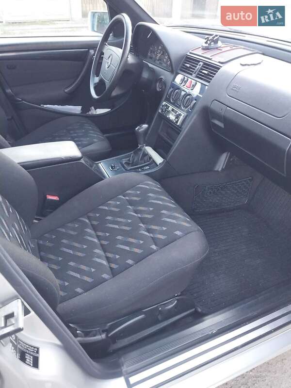 Универсал Mercedes-Benz C-Class 1999 в Одессе