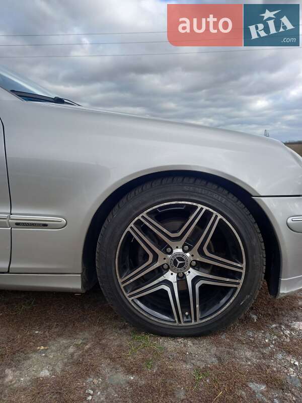 Седан Mercedes-Benz C-Class 2000 в Березане