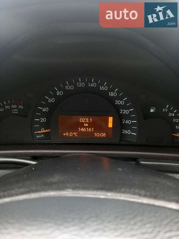 Седан Mercedes-Benz C-Class 2000 в Березане