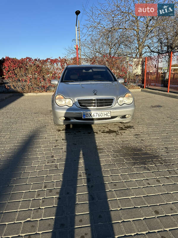 Седан Mercedes-Benz C-Class 2003 в Хмельницком