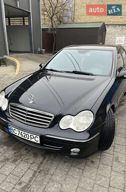 Седан Mercedes-Benz C-Class 2004 в Львове