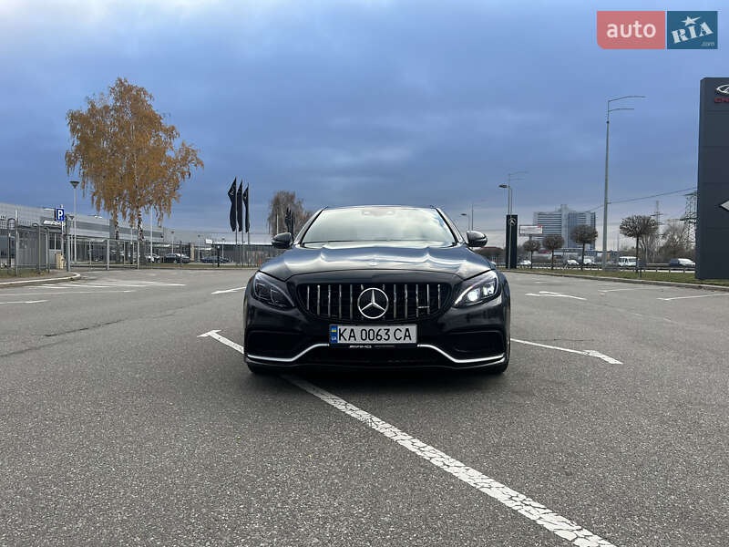 Седан Mercedes-Benz C-Class 2016 в Киеве