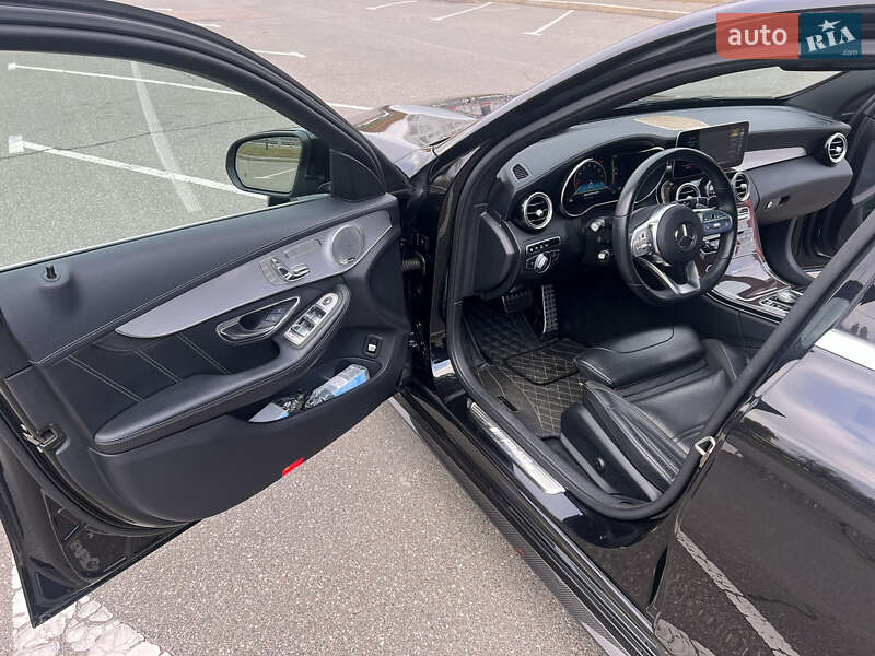 Седан Mercedes-Benz C-Class 2016 в Киеве