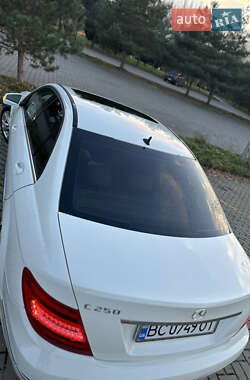 Седан Mercedes-Benz C-Class 2011 в 