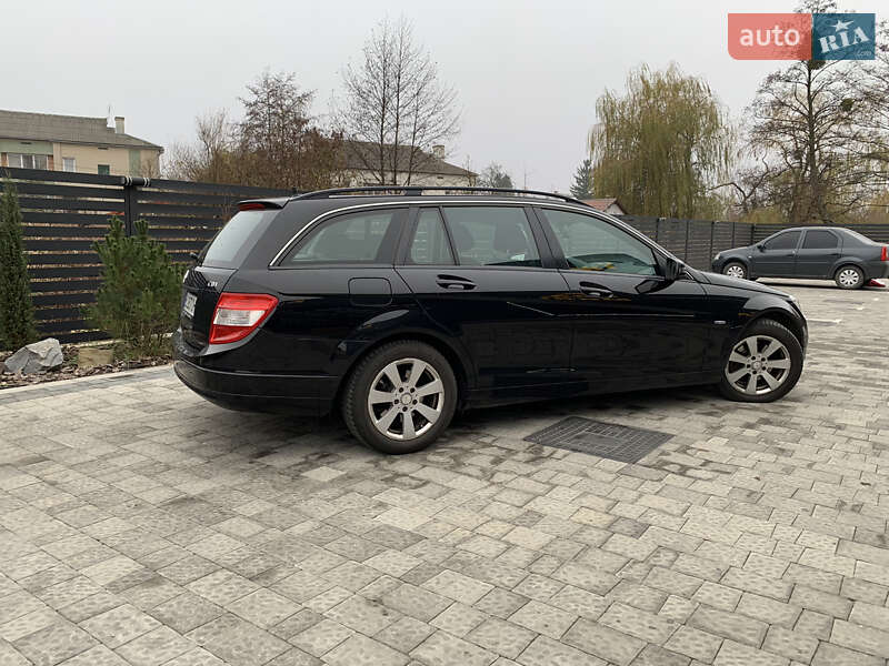 Универсал Mercedes-Benz C-Class 2009 в Каменке-Бугской
