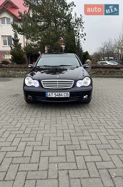 Седан Mercedes-Benz C-Class 2005 в Долині