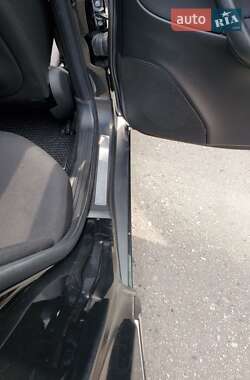 Седан Mercedes-Benz C-Class 2004 в 