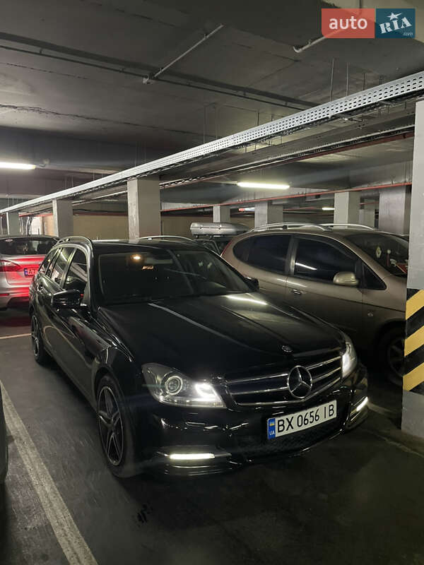 Универсал Mercedes-Benz C-Class 2013 в Каменец-Подольском