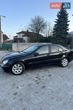 Седан Mercedes-Benz C-Class 2003 в Бродах