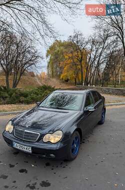 Седан Mercedes-Benz C-Class 2000 в Черкасах