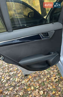 Универсал Mercedes-Benz C-Class 2008 в 