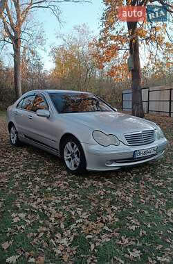 Седан Mercedes-Benz C-Class 2002 в Новоукраїнці