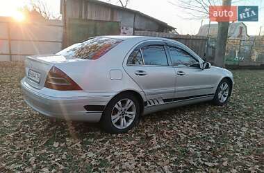 Седан Mercedes-Benz C-Class 2002 в Новоукраинке