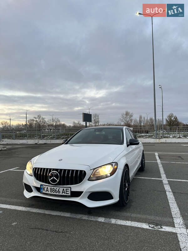 Седан Mercedes-Benz C-Class 2016 в Києві
