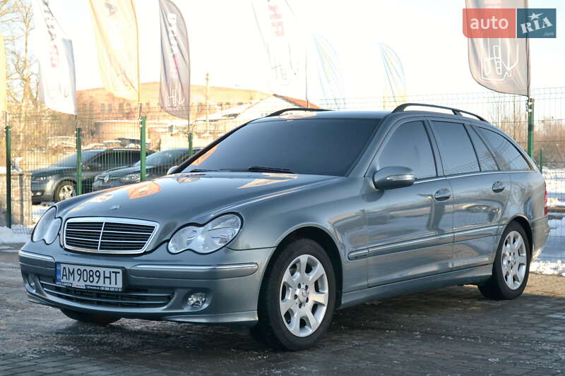 Універсал Mercedes-Benz C-Class 2005 в Бердичеві